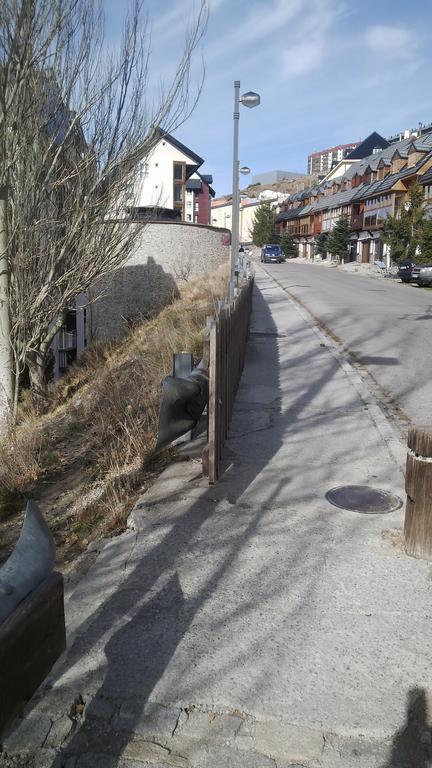 Apartamento Edificio Serraneu. Sierra Nevada. Granada Esterno foto